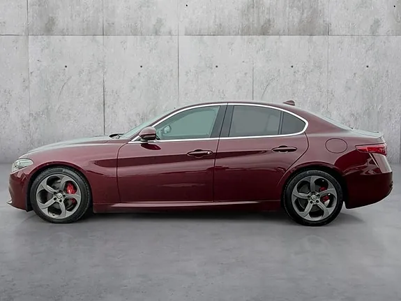 Alfa Romeo Giulia 2019 photo 2