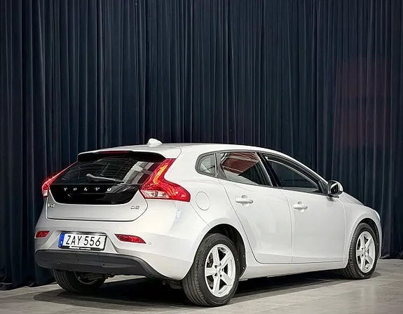 Volvo V40 2018 photo 5
