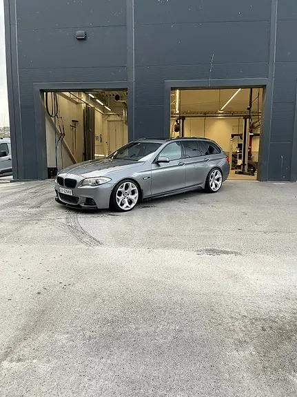 BMW 535I