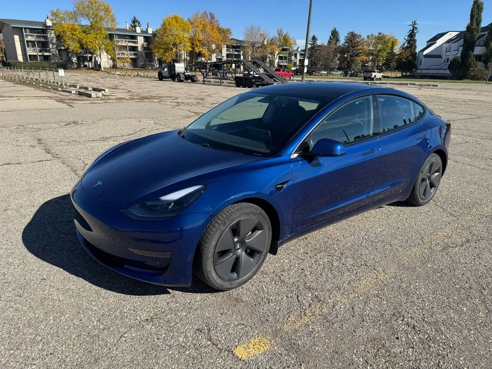 Tesla Model 3 2021 photo 3