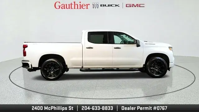 Chevrolet Silverado 1500 2025 photo 2