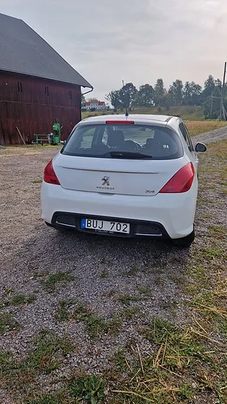 Peugeot 308 2011 photo 4
