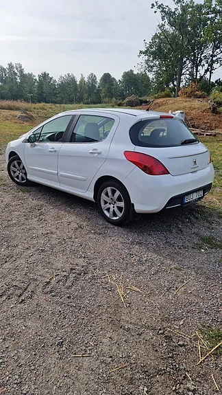 Peugeot 308 2011 photo 5
