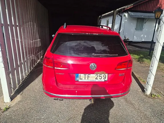Volkswagen Passat 2011 photo 4