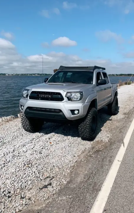 Toyota Tacoma 2013 photo 2