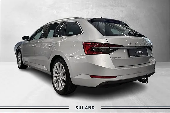 Skoda Superb 2023 photo 3