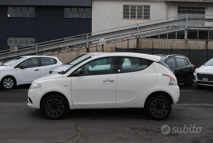 Lancia Ypsilon 2017 photo 5