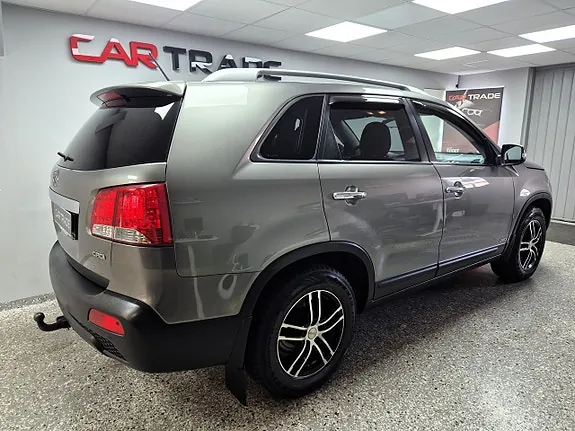 Kia Sorento 2011 photo 5