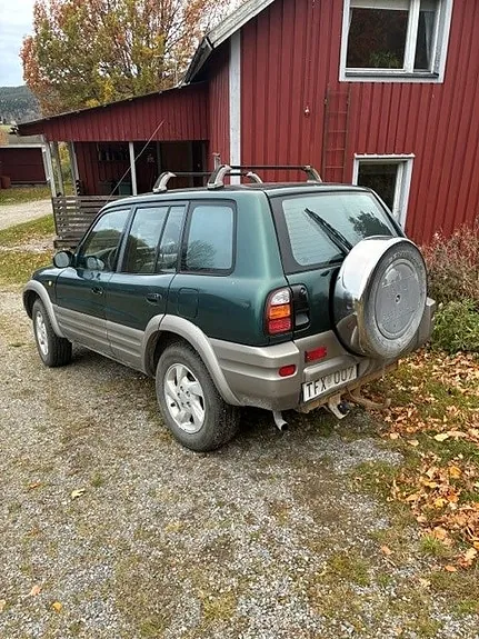 Toyota Rav4 1998 photo 3