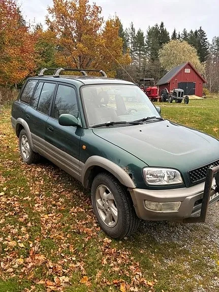 Toyota Rav4 1998 photo 2