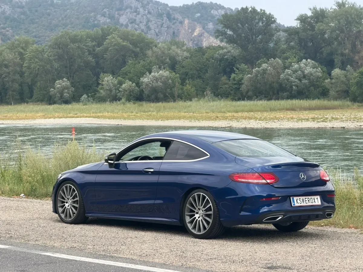 Mercedes-Benz C-Class 2016 photo 3