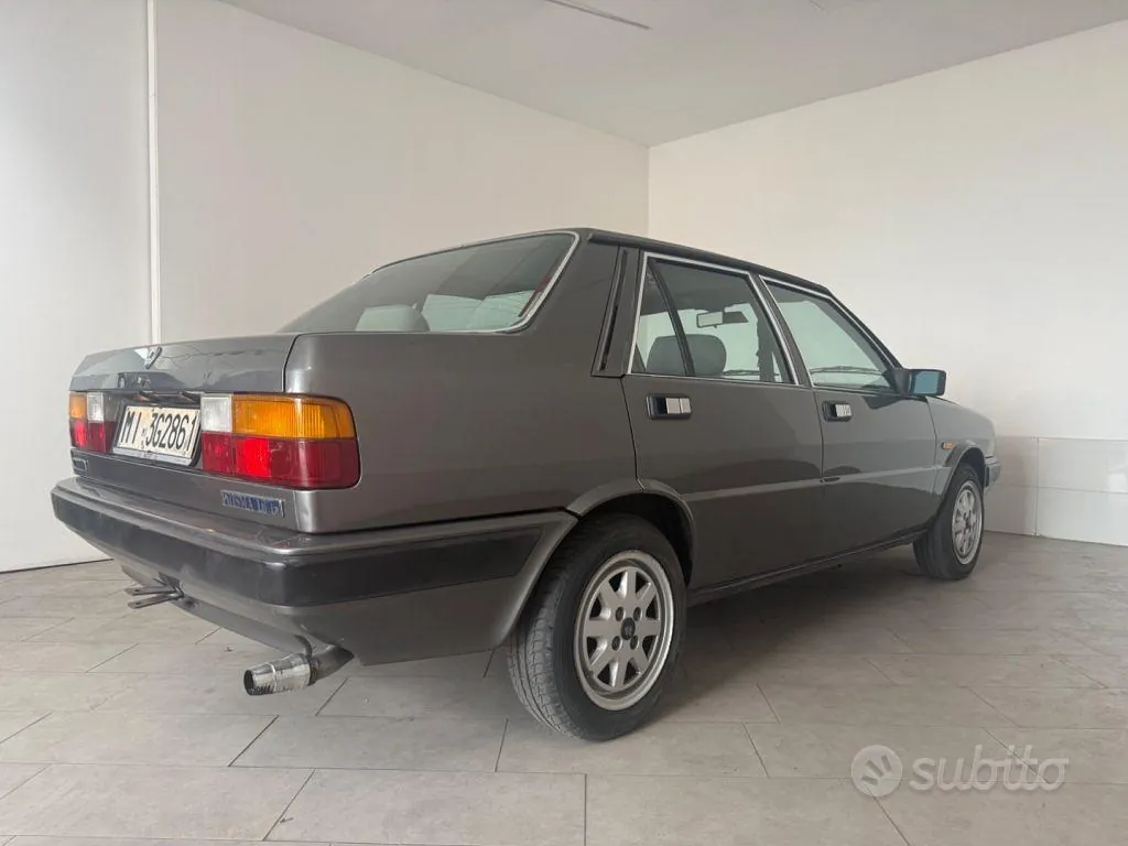Lancia Prisma 1988 photo 2
