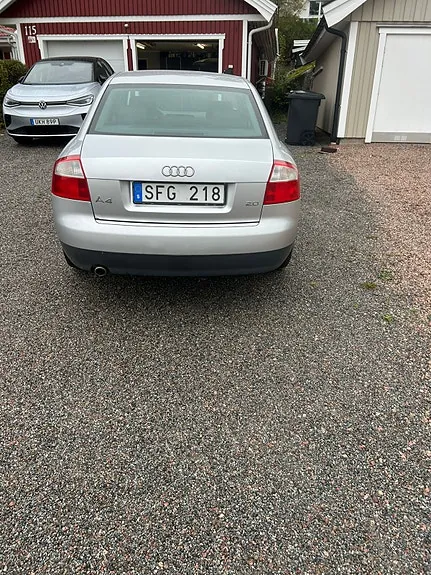 Audi A4 2001 photo 3