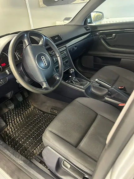 Audi A4 2001 photo 4