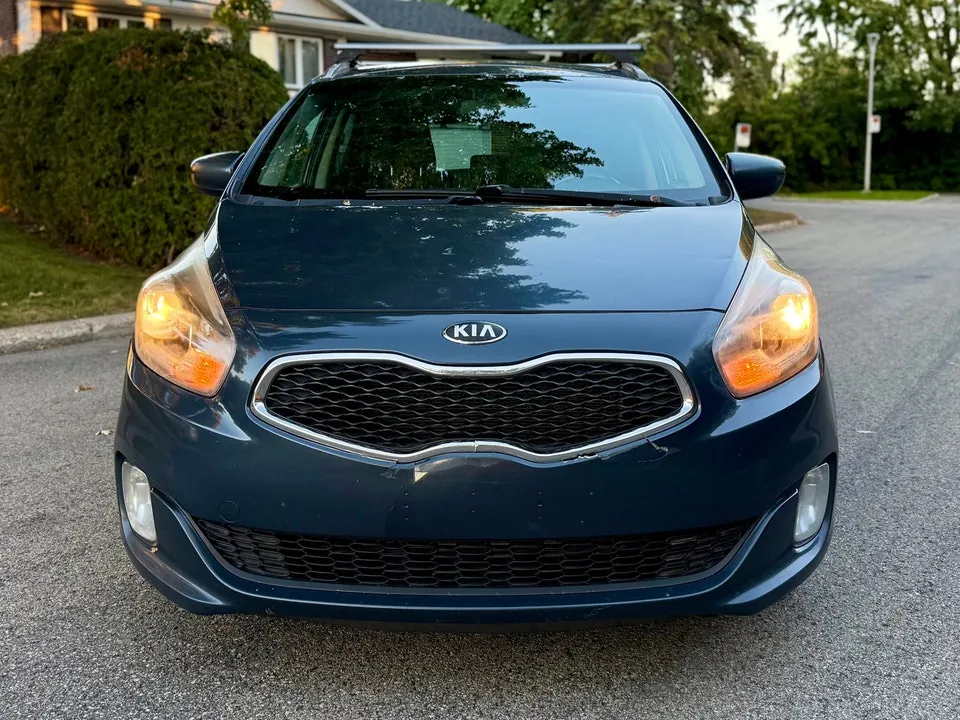 Kia Rondo 2014 photo 2