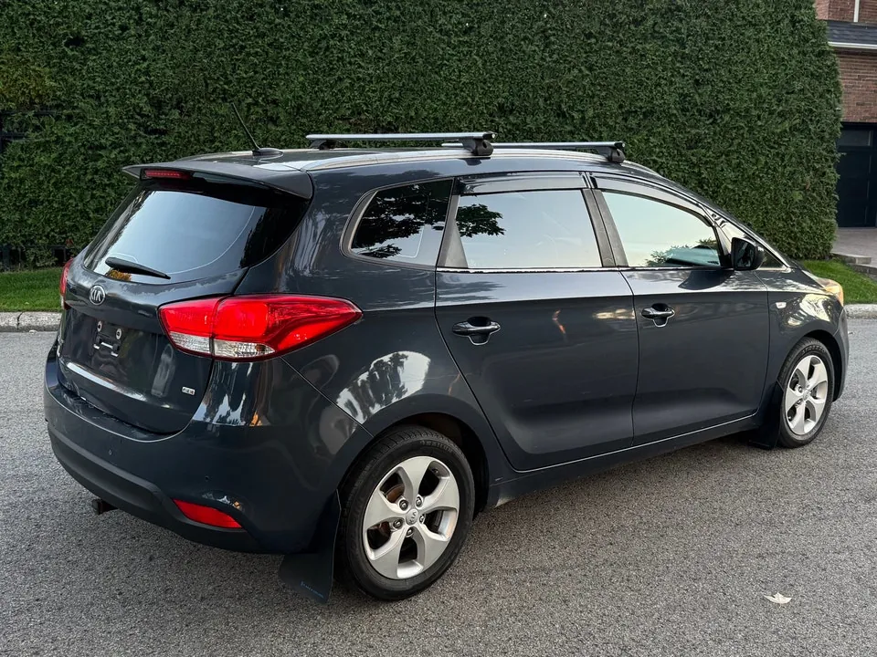 Kia Rondo 2014 photo 5