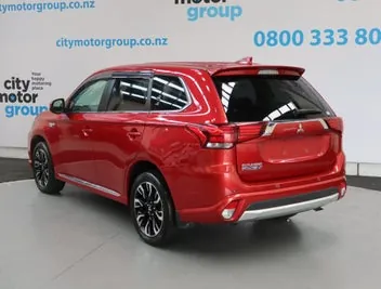 Mitsubishi Outlander 2017 photo 3
