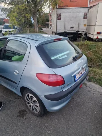 Peugeot 206