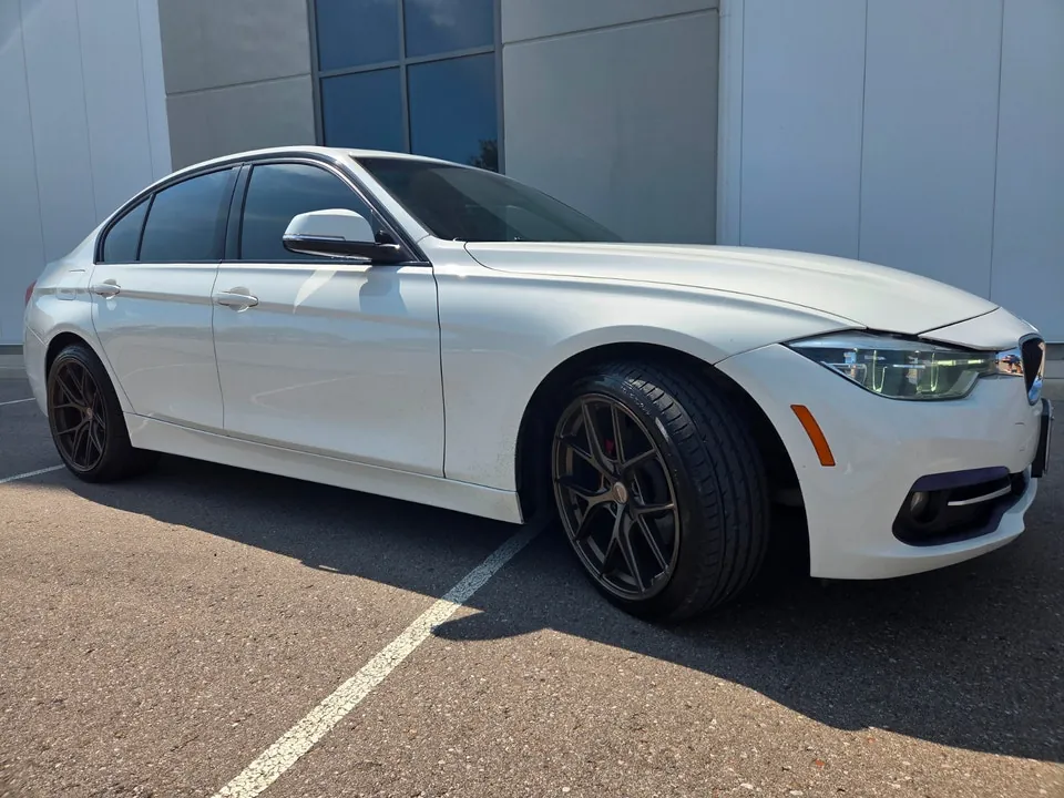 BMW 3Series 2017 photo 5