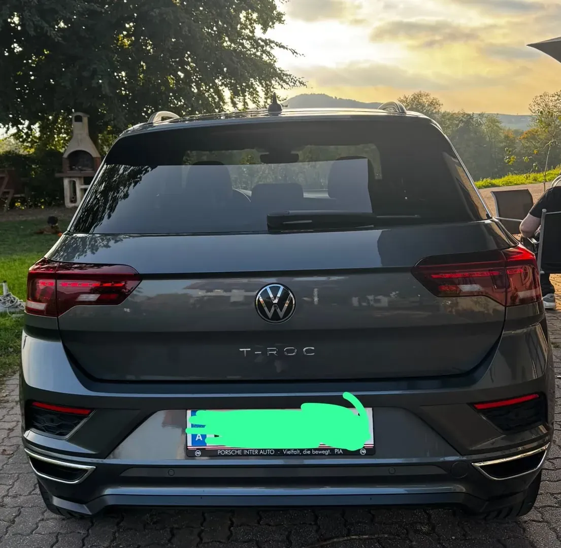 Volkswagen T-Roc 2022 photo 2