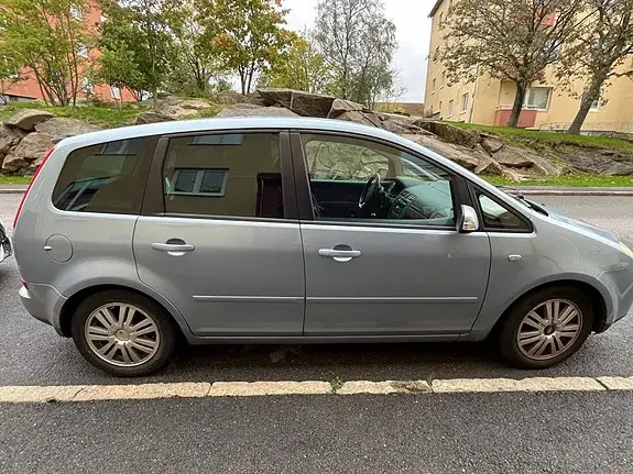 Ford Focus C-Max 2004 photo 3