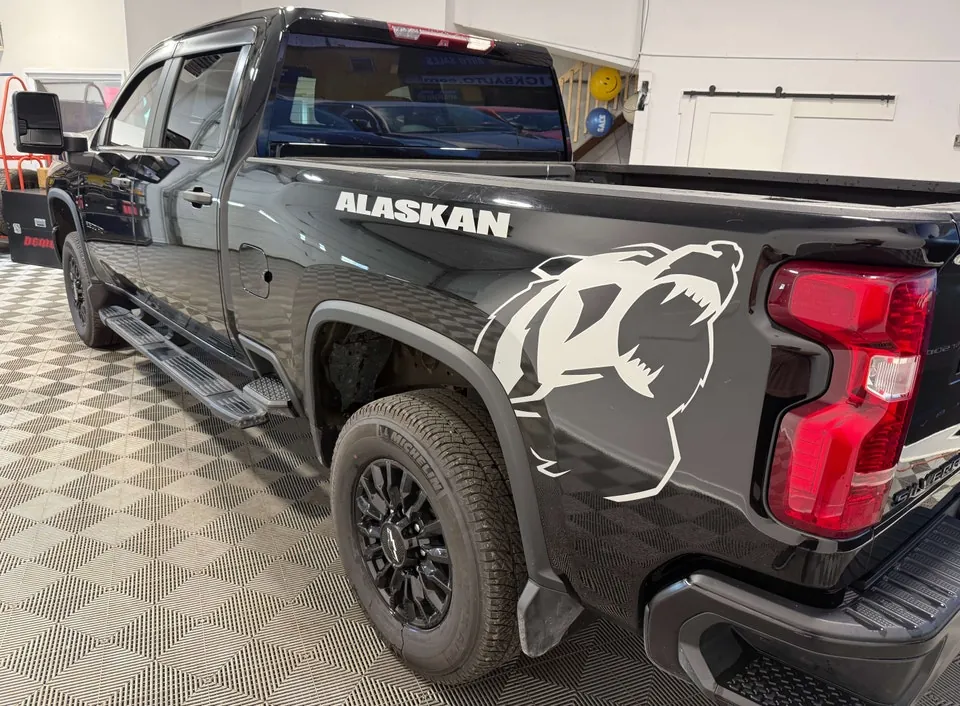 Chevrolet Silverado 2500 2024 photo 3