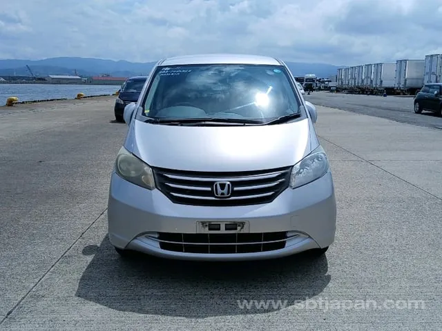 Honda Freed 2009 photo 5