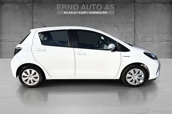 Toyota Yaris 2013 photo 4
