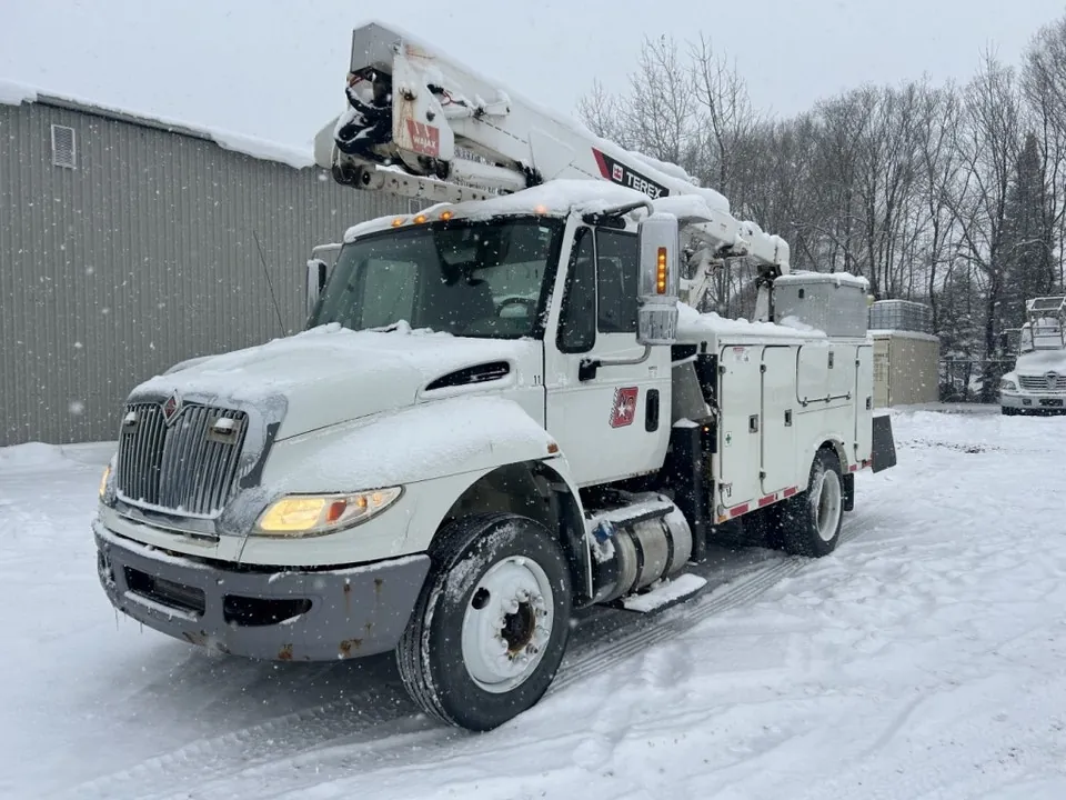 International 4300