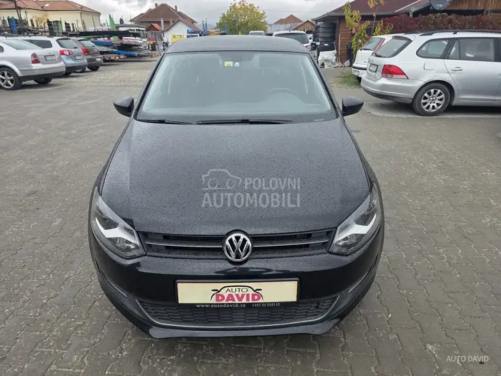 Volkswagen Polo 2010 photo 2