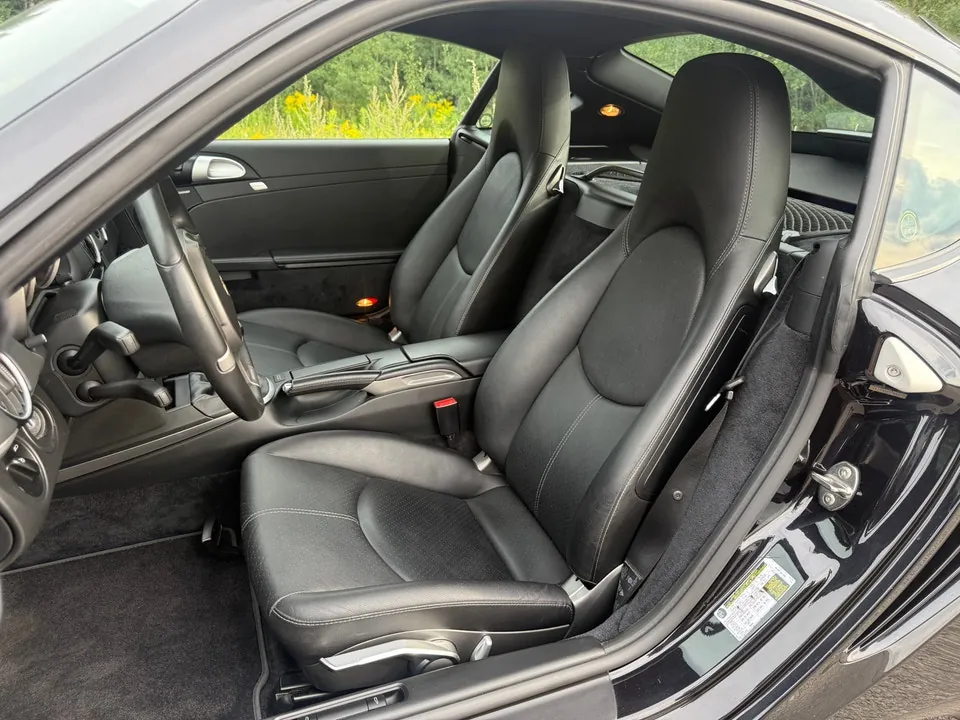 Porsche Cayman 2010 photo 4