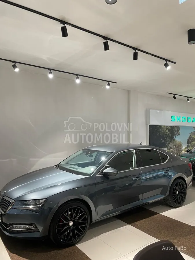Skoda Superb 2019 photo 4