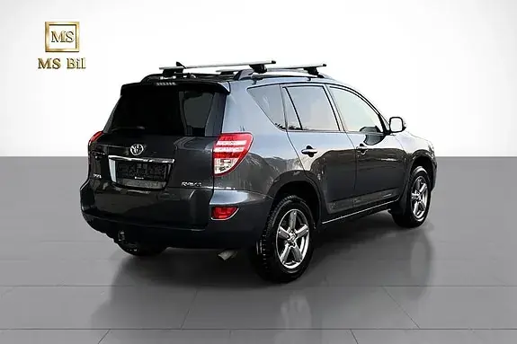 Toyota Rav4 2012 photo 5