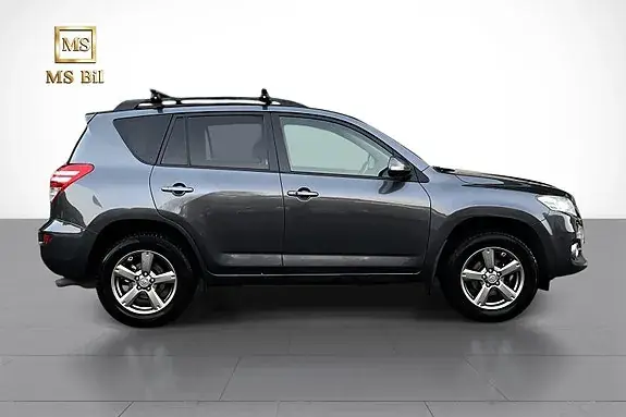 Toyota Rav4 2012 photo 4