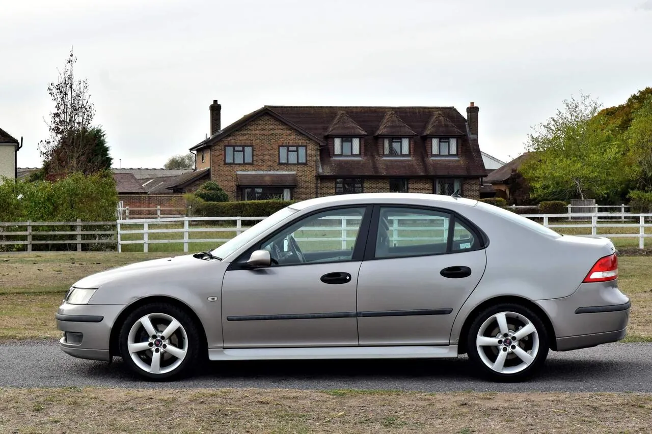 Saab 9-3 2006 photo 2