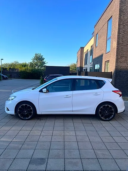 Nissan Pulsar 2014 photo 5