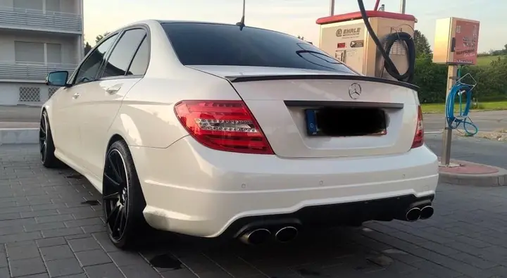 Mercedes-Benz C 200 Amg Line