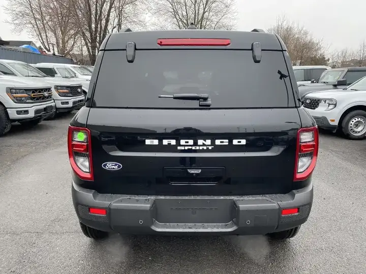 Ford Bronco Sport 2026 photo 4