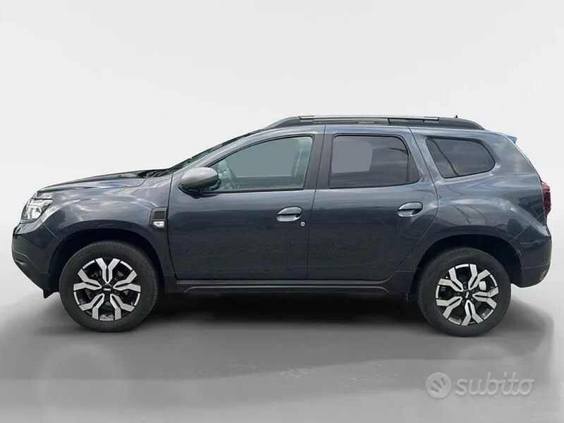 Dacia Duster 2023 photo 2