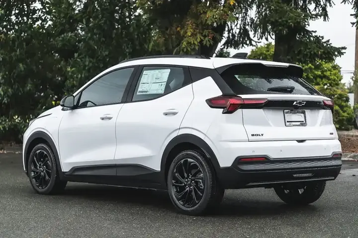 Chevrolet Bolt 2027 photo 5