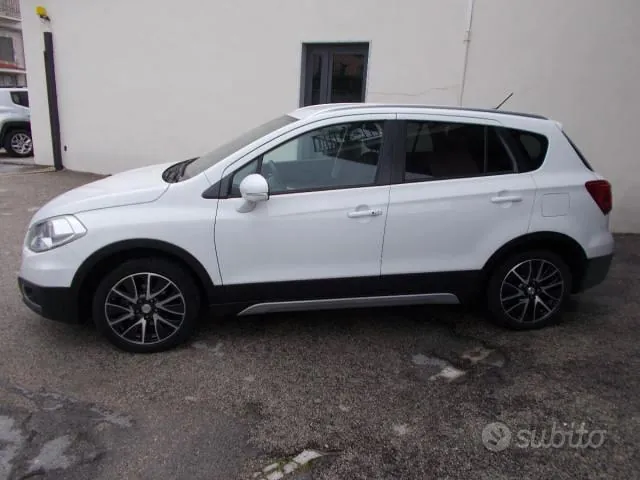 Suzuki S-Cross