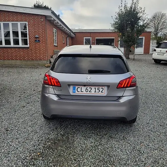 Peugeot 308 2018 photo 4