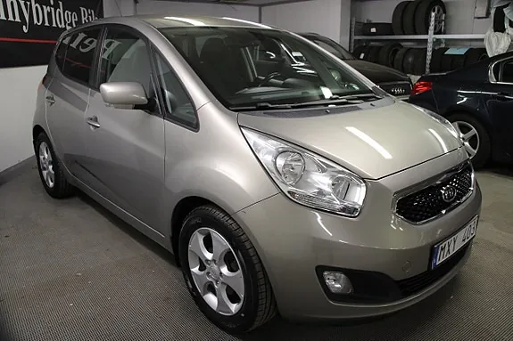Kia Venga 2013 photo 3