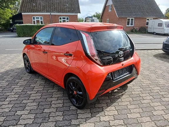 Toyota Aygo 2015 photo 5
