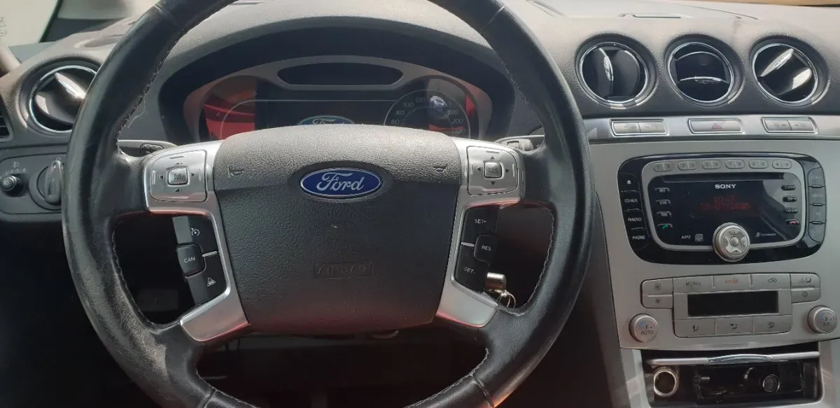 Ford Galaxy