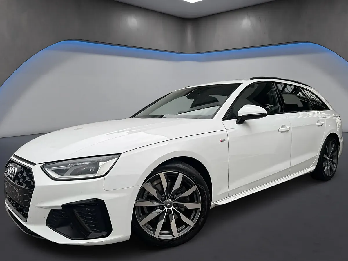 Audi A4 2020 photo 2