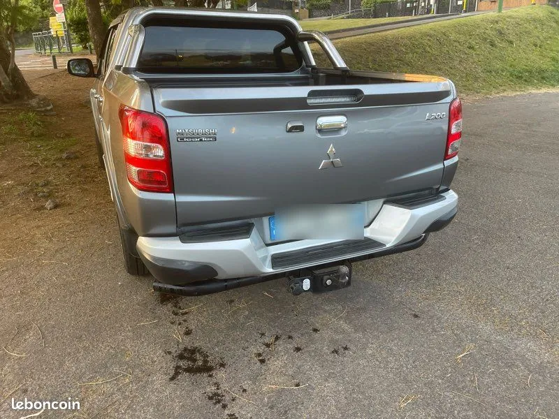 Mitsubishi L200 2019 photo 2