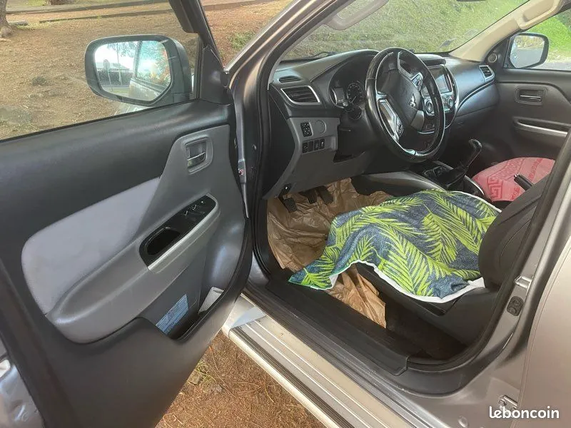 Mitsubishi L200 2019 photo 3