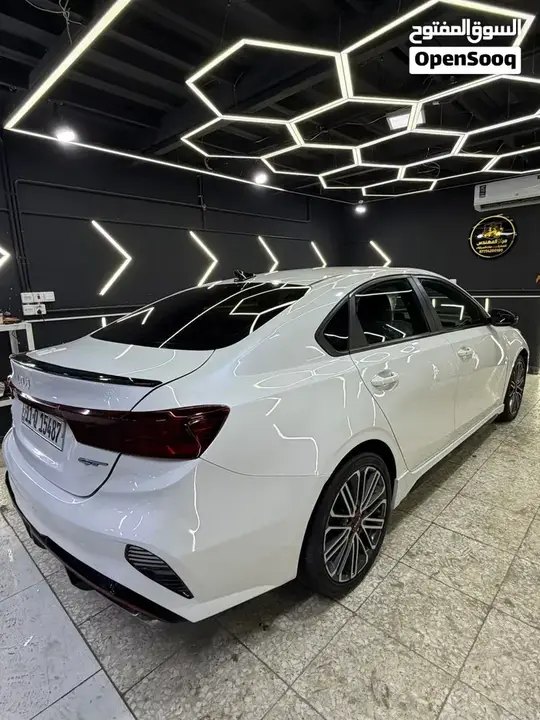 Kia Forte 2023 photo 4