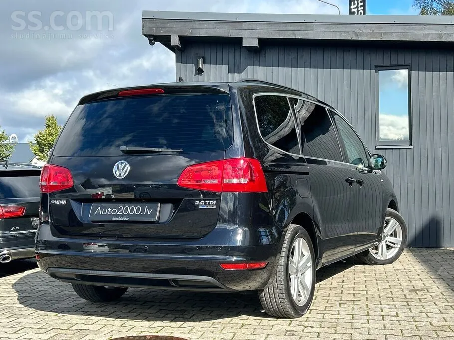 Volkswagen Sharan 2012 photo 2